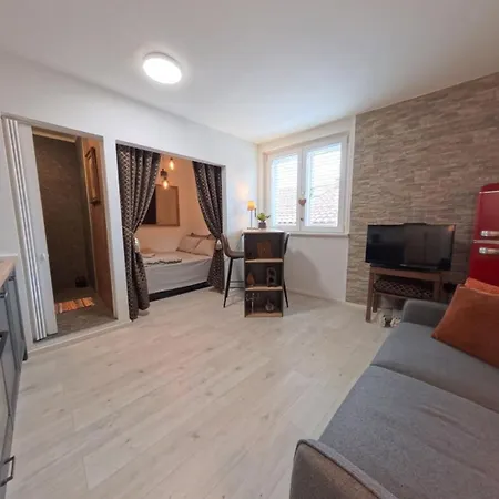 Boutique 02 * 자다르